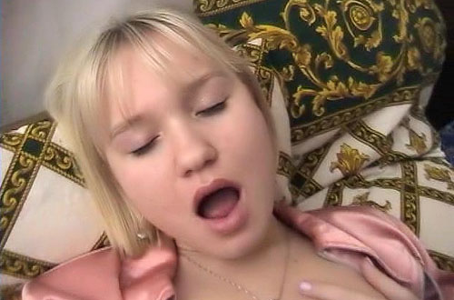 Get to see young amateur russian teens!
