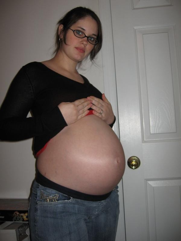PREGNANT GIRLFRIEND! 